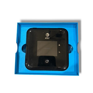 Netgear MR5100 Nighthawk 5G WiFi Mobile Hotspot